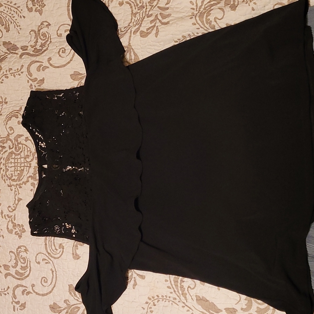 STILL AVAILABLE THROUGH POSHMARK ONLY- Express Off The Shoulder Top